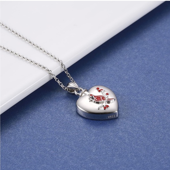 18k 925 Cardinal Bracelet Urn Keepsake Loved Ones Memorial Jewelry - Picture 9 of 11